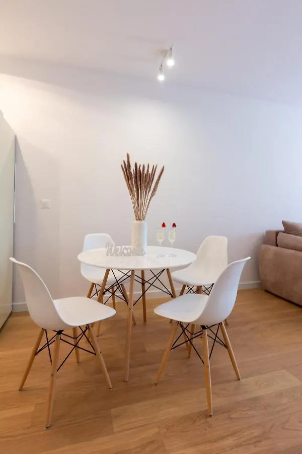 Tea Luxury Apartment Zadar 0*,